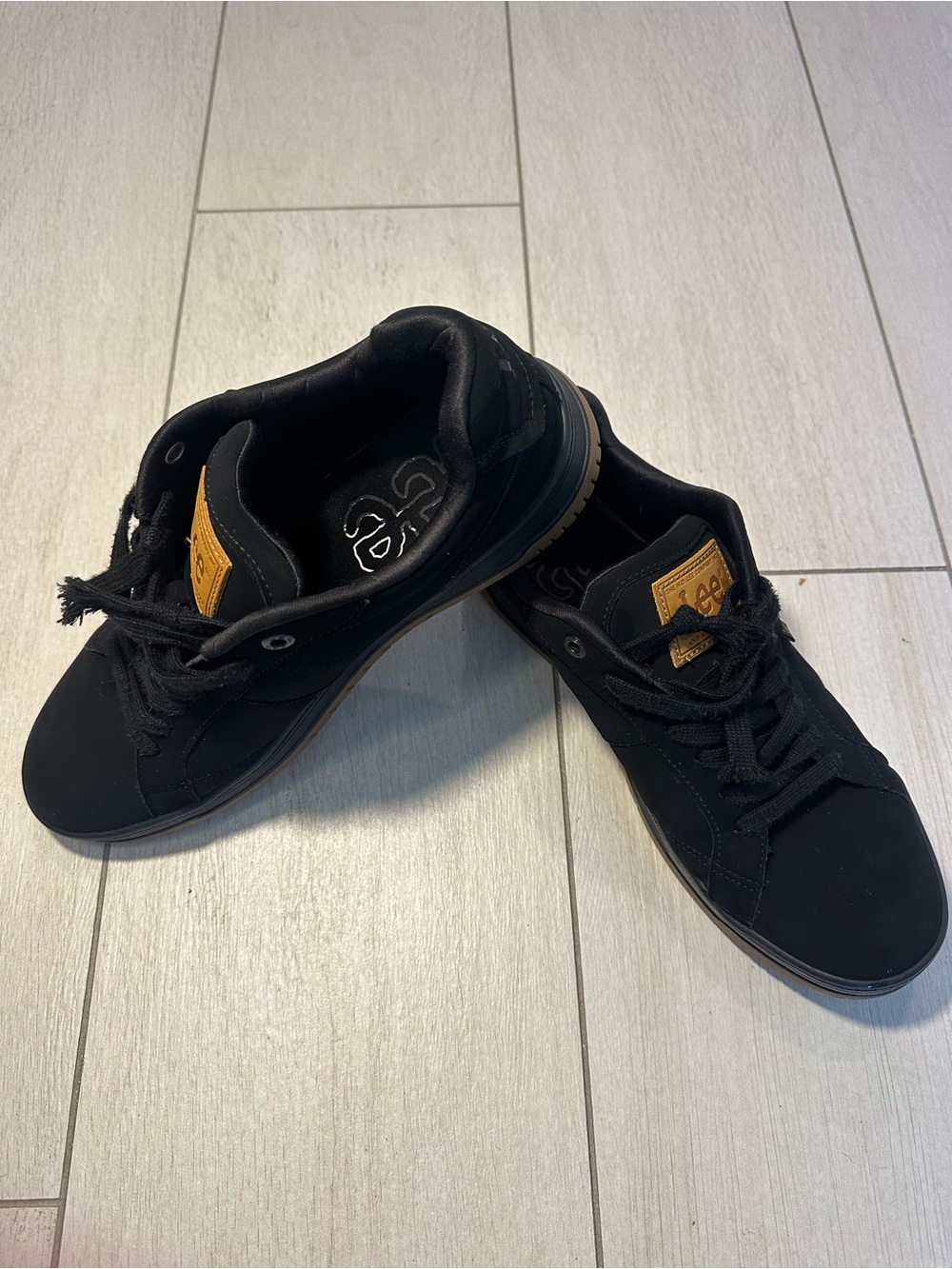 Lee Black Men’s Casual Lace-Up Sneakers with Tan Logo Patch